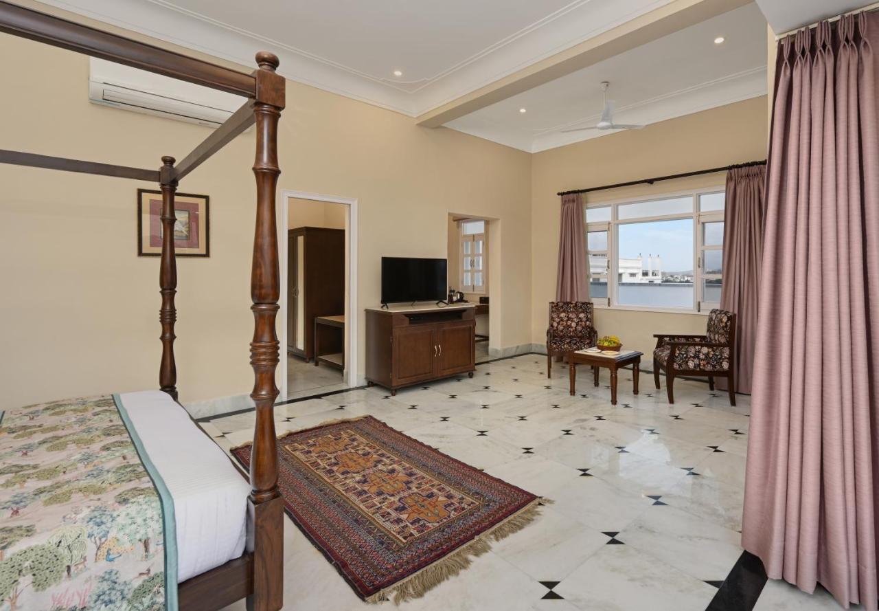 Boheda Manor - Luxury Retreat Hotel Удайпур Екстериор снимка